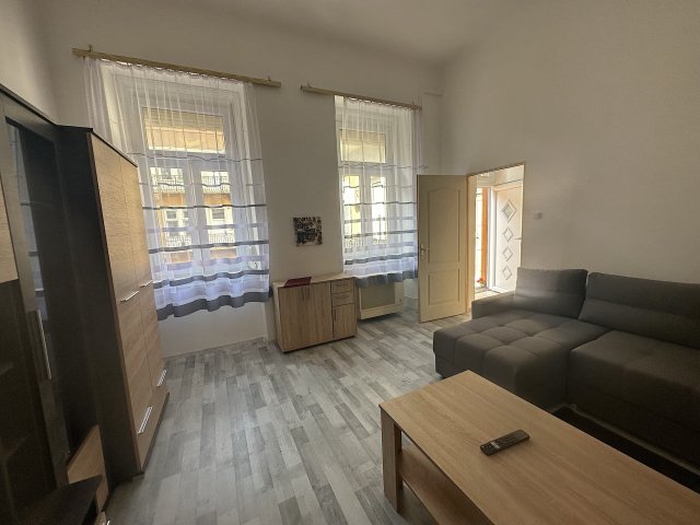 Kiadó téglalakás, albérlet, VIII. kerületben, Német utcában