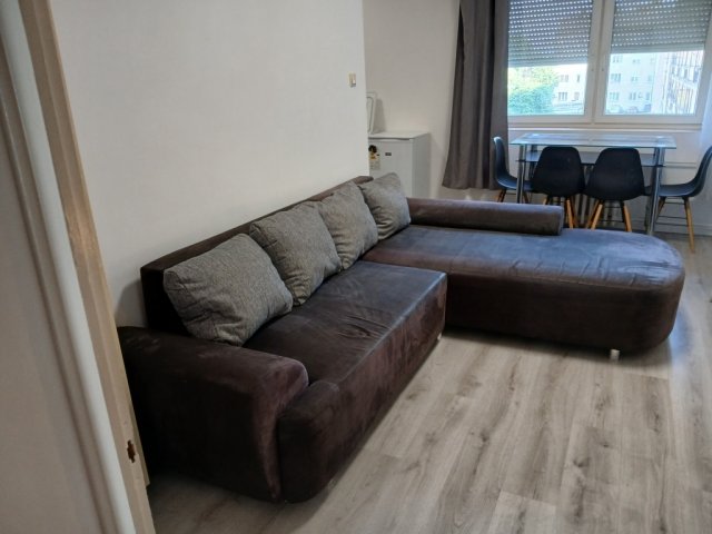 Kiadó téglalakás, albérlet, Debrecenben 219 E Ft / hó