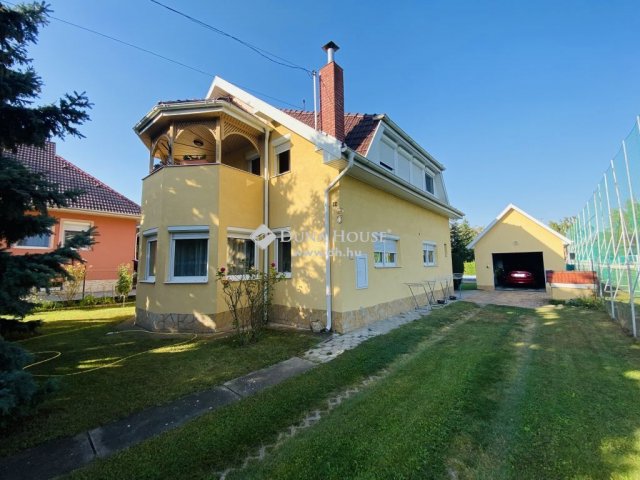 Eladó családi ház, Dunavarsányban 95 M Ft, 4 szobás