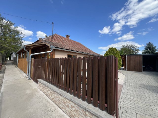Eladó családi ház, Dévaványán 18.5 M Ft, 3 szobás