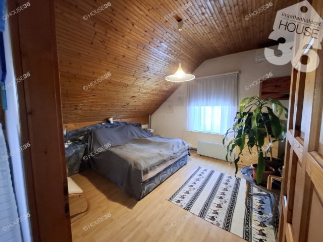 Eladó családi ház, Tárnokon 125 M Ft, 5 szobás