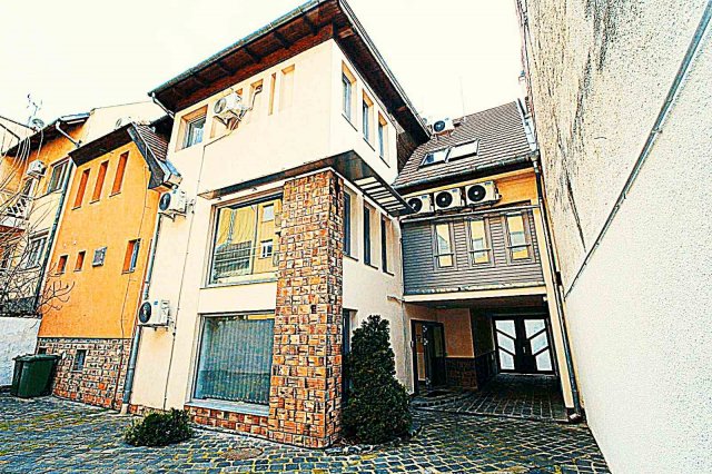 Kiadó iroda, Budapesten, III. kerületben, Szőlő utcában