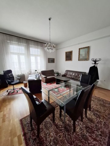 Eladó téglalakás, Kaposváron 32.5 M Ft, 1 szobás