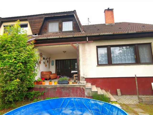 Eladó ikerház, Szigetszentmiklóson 79.9 M Ft, 5 szobás