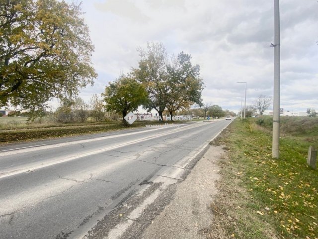 Eladó ipari ingatlan, Dabason 300 M Ft / költözzbe.hu