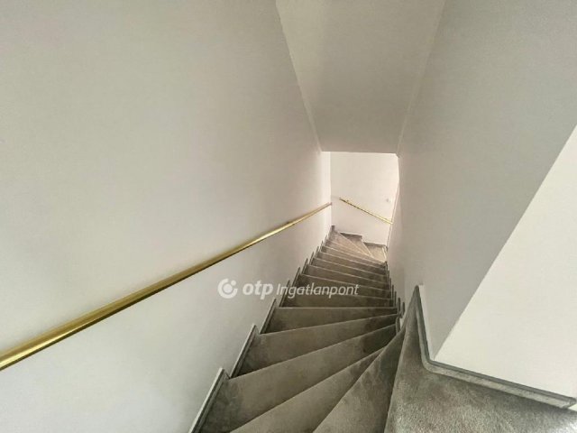 Eladó ikerház, Budapesten, II. kerületben 219 M Ft, 6 szobás