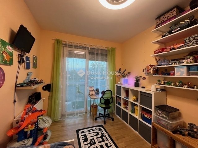 Eladó téglalakás, Gyömrőn 99.2 M Ft, 5 szobás