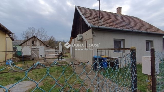 Eladó családi ház, Sülysápon 34.9 M Ft, 2 szobás