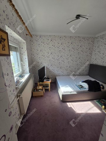 Eladó családi ház, Vecsésen 89.5 M Ft, 4 szobás