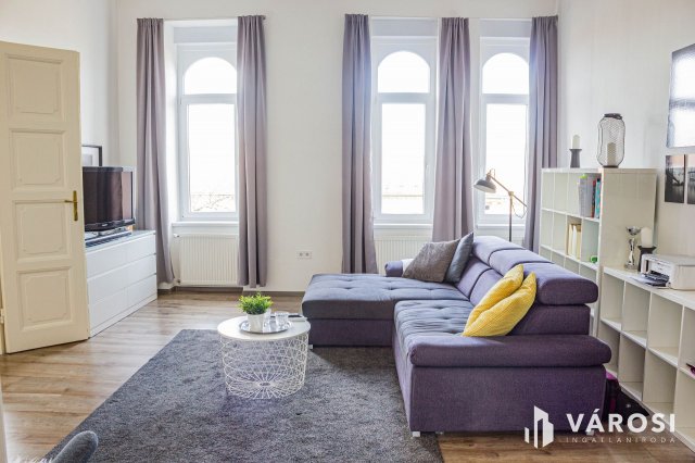 Kiadó téglalakás, albérlet, Szegeden 350 E Ft / hó, 3 szobás