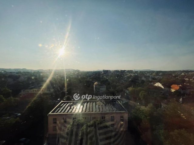 Eladó panellakás, Budapesten, XIV. kerületben 74.9 M Ft