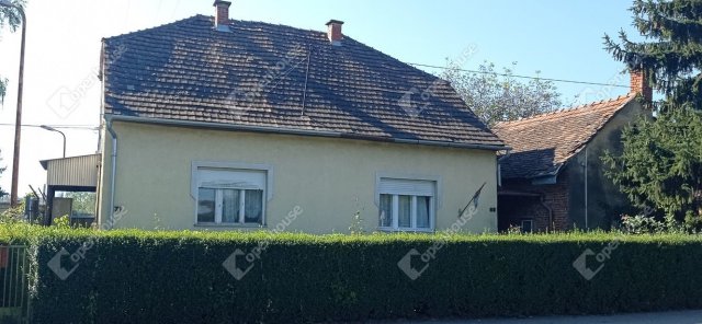 Eladó családi ház, Zalaegerszegen 40 M Ft, 6 szobás