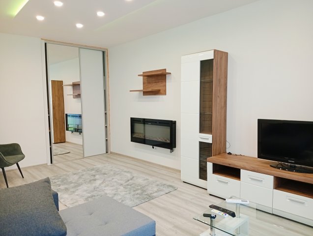 Kiadó téglalakás, albérlet, Szegeden 220 E Ft / hó, 2 szobás