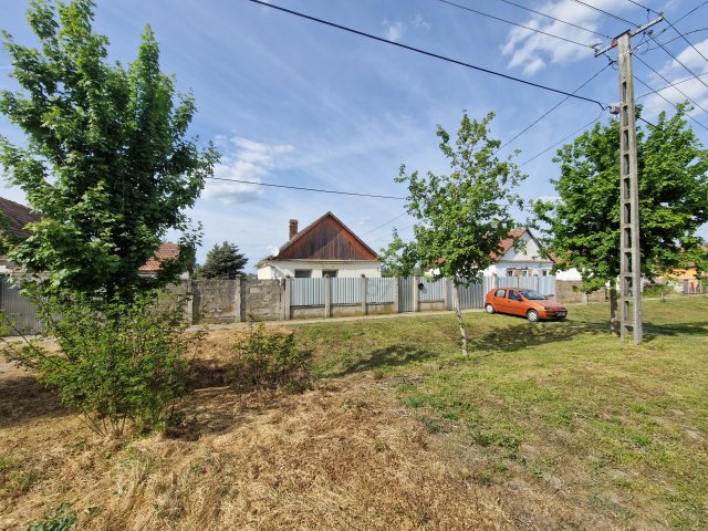 Eladó családi ház, Kiszomboron, Régi Makói utcában 19.9 M Ft