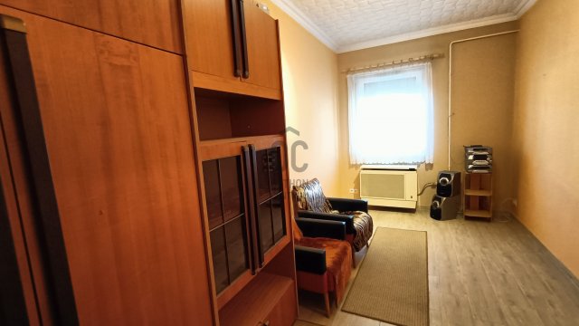 Eladó sorház, Nagykőrösön 27.5 M Ft, 2 szobás