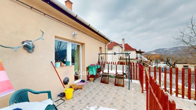 Eladó családi ház, Miskolcon 36.8 M Ft, 2 szobás
