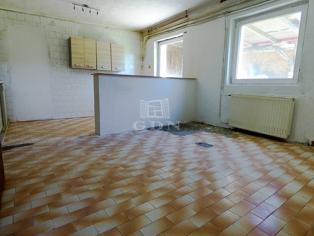 Eladó családi ház, Fóton 59.9 M Ft, 6 szobás