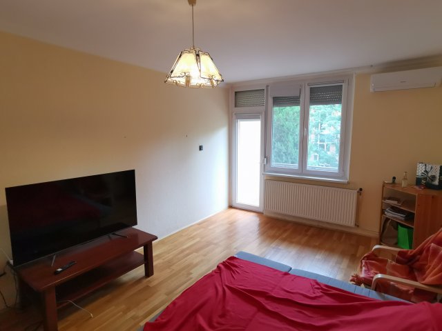 Eladó téglalakás, Kecskeméten 37.9 M Ft, 2 szobás