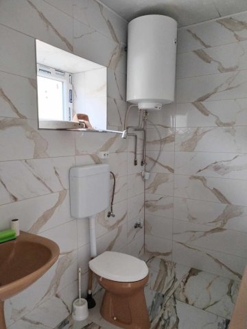 Eladó családi ház, Vizsláson 15.9 M Ft, 2 szobás