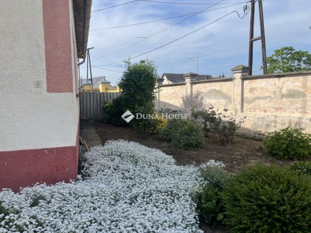 Eladó családi ház, Hercegszántón 11.9 M Ft, 2 szobás
