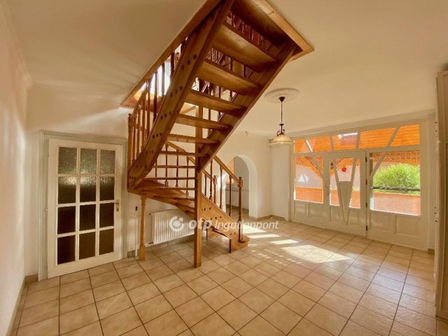 Eladó családi ház, Kecskeméten 89.99 M Ft, 5 szobás