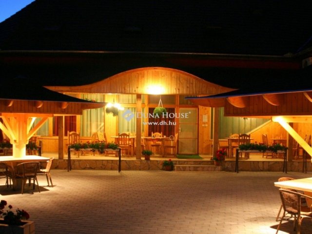 Eladó hotel, Sirokban 77 M Ft, 9 szobás / költözzbe.hu