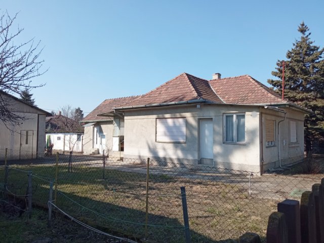Eladó családi ház, Budapesten, XVII. kerületben 79.9 M Ft