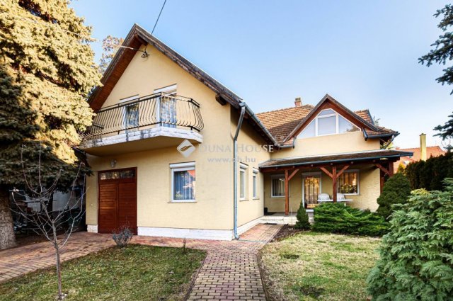 Eladó családi ház, Budapesten, XVI. kerületben 175 M Ft