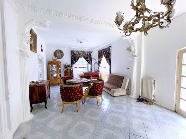 Eladó ipari ingatlan, Budapesten, XIV. kerületben 149.7 M Ft