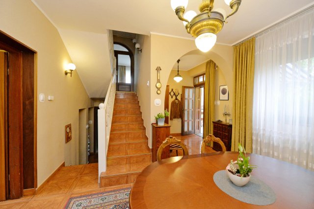 Eladó családi ház, Balatonalmádiban 249 M Ft, 6 szobás