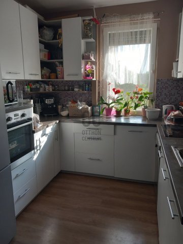 Eladó panellakás, Budapesten, XI. kerületben 95 M Ft, 4 szobás