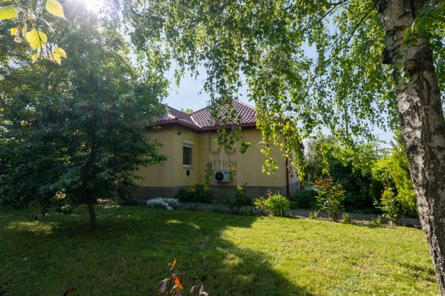 Eladó családi ház, Fehérvárcsurgón 50 M Ft, 3 szobás