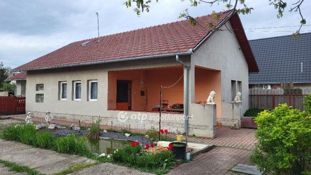 Eladó családi ház, Dunaharasztin 80 M Ft, 3 szobás