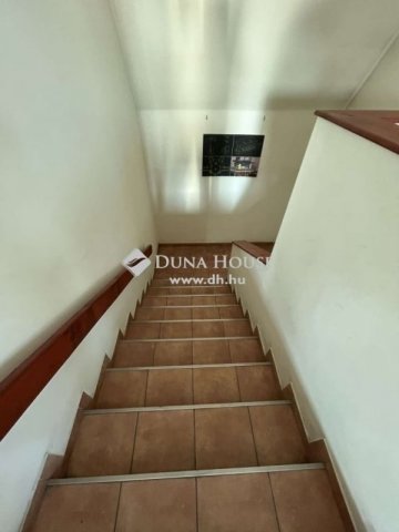 Eladó ipari ingatlan, Budapesten, XX. kerületben 199.9 M Ft