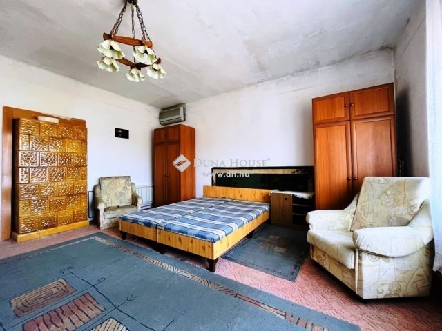 Eladó családi ház, Tápiószecsőn 38.9 M Ft, 2 szobás