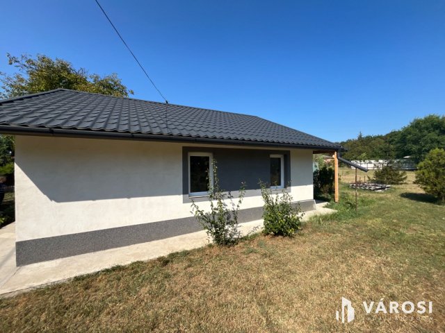 Eladó családi ház, Debrecenben 32.9 M Ft, 2 szobás