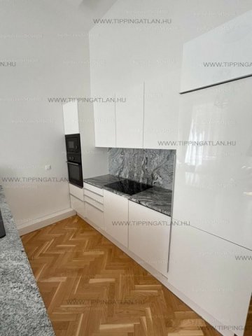 Eladó téglalakás, Budapesten, VI. kerületben 99.9 M Ft, 3 szobás
