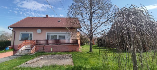 Eladó családi ház, Levélen 90 M Ft, 4 szobás