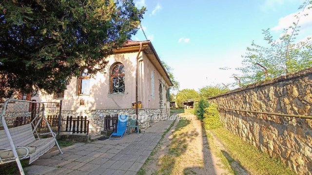 Eladó téglalakás, Gödöllőn 44.9 M Ft, 2 szobás