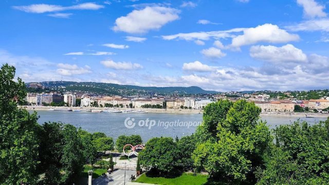 Eladó téglalakás, Budapesten, V. kerületben 279 M Ft, 2+1 szobás