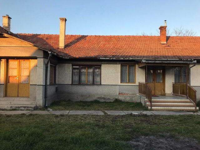 Eladó családi ház, Kiskunmajsán, Tisza utcában 36.5 M Ft