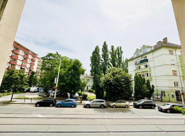 Eladó téglalakás, Budapesten, XII. kerületben 91 M Ft, 2 szobás