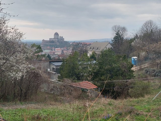 Eladó telek, Esztergomban 23 M Ft / költözzbe.hu