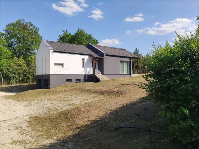 Eladó családi ház, Őrbottyánban 135 M Ft, 3 szobás