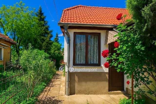 Eladó családi ház, Budapesten, XX. kerületben 49.5 M Ft