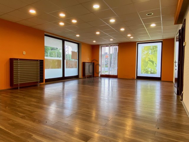 Eladó ipari ingatlan, Szekszárdon 46.5 M Ft / költözzbe.hu