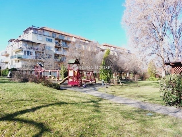 Eladó téglalakás, Budapesten, X. kerületben 85 M Ft, 3+1 szobás