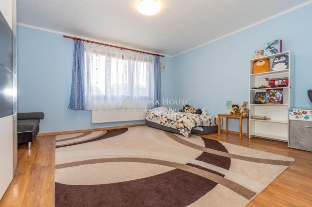 Eladó családi ház, Zalacsányon 82.9 M Ft, 4 szobás