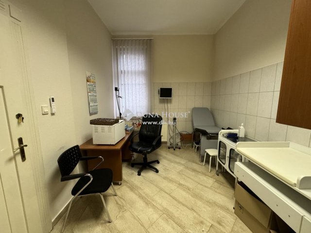 Eladó iroda, Budapesten, XI. kerületben 99.788 M Ft