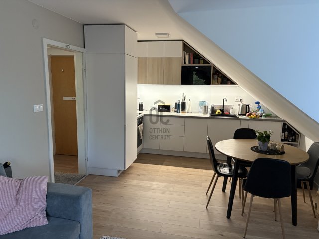Eladó téglalakás, Budapesten, III. kerületben 85 M Ft, 3 szobás